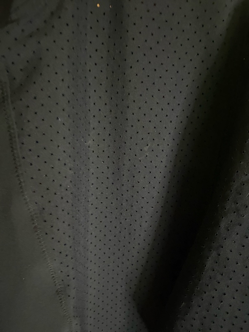 Under Armour Black Hooded Half-Zip Pullover size medium light weight - Picture 5 of 11